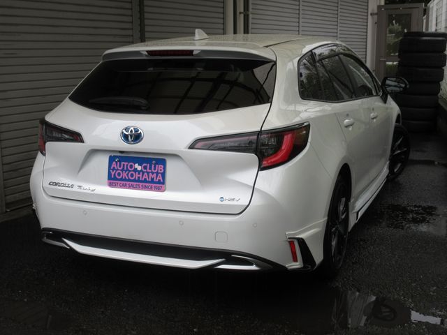 COROLLA TOURING HYBRID 4WD