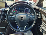 CROWN sedan hybrid