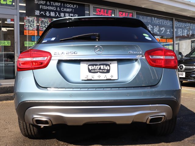 MERCEDES BENZ GLA class