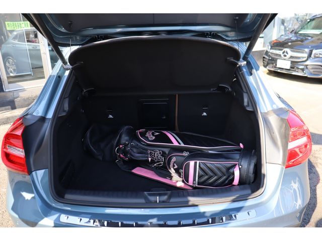 MERCEDES BENZ GLA class