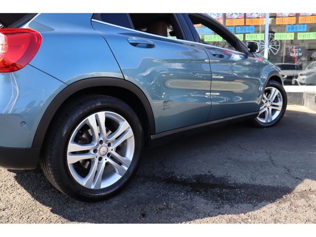 MERCEDES BENZ GLA class