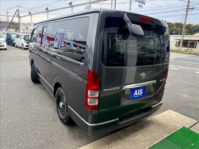REGIUSACE van 4WD