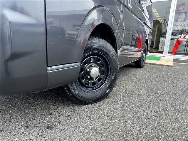 REGIUSACE van 4WD