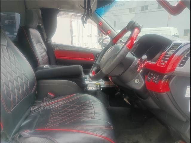 HIACE van 4WD