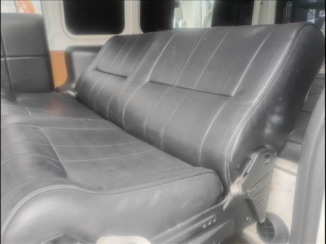 HIACE van 4WD