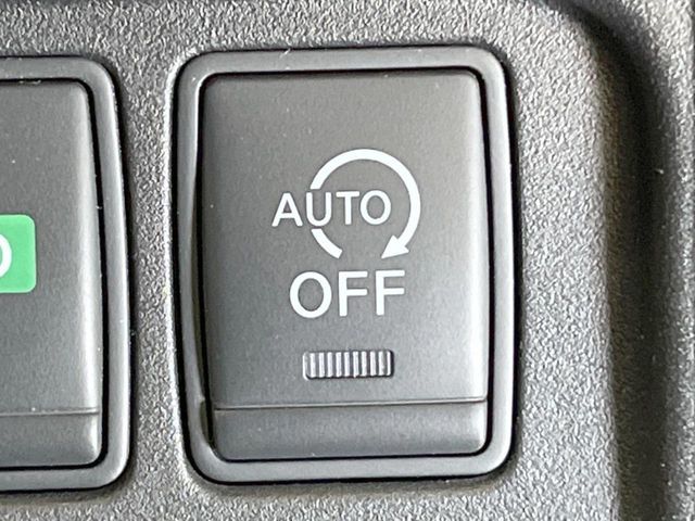 SERENA S-HYBRID 4WD