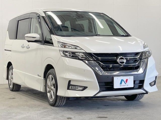 SERENA S-HYBRID 4WD