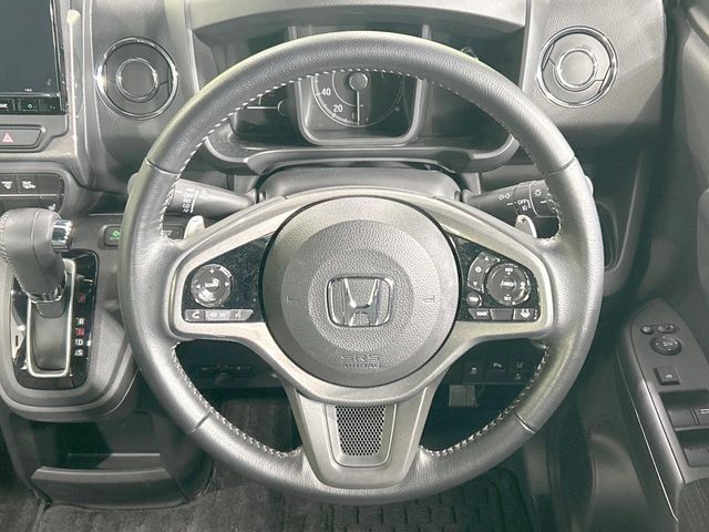 N-WGN CUSTOM 4WD