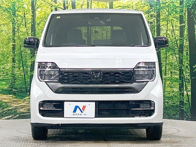 N-WGN CUSTOM 4WD