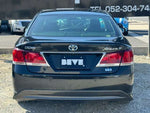 CROWN sedan hybrid