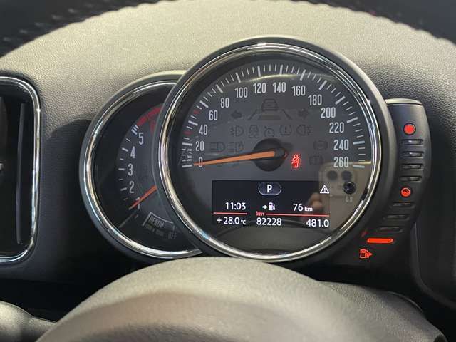 BMW MINI COOPER D CROSSOVER