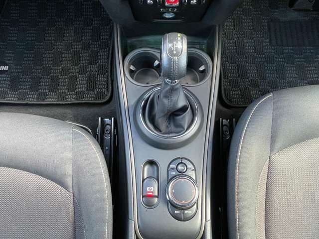 BMW MINI COOPER D CROSSOVER