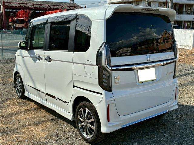 N-BOX CUSTOM