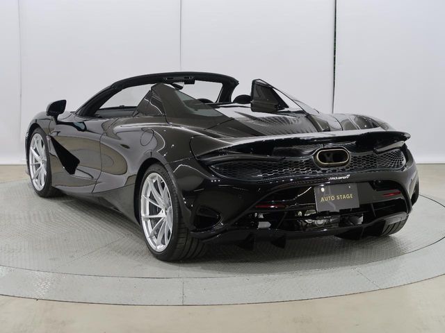 McLaren 750S