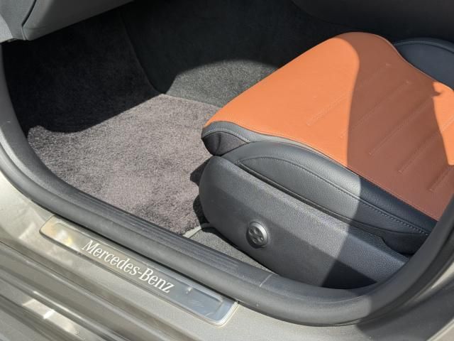MERCEDES BENZ C-Class sedan