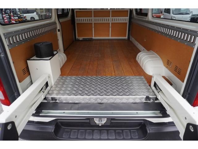 HIACE van 1.25t 2WD
