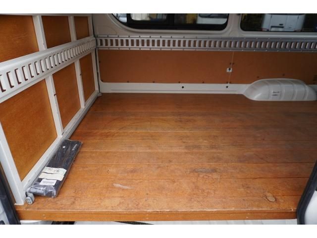 HIACE van 1.25t 2WD