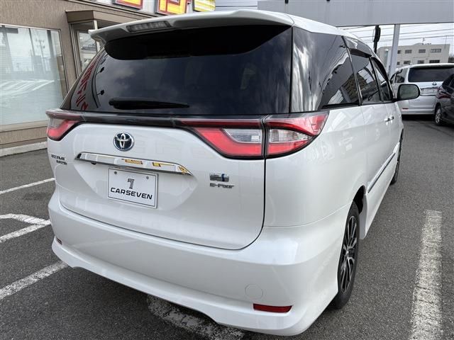 ESTIMA HYBRID 4WD