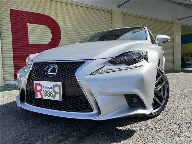 LEXUS IS300h