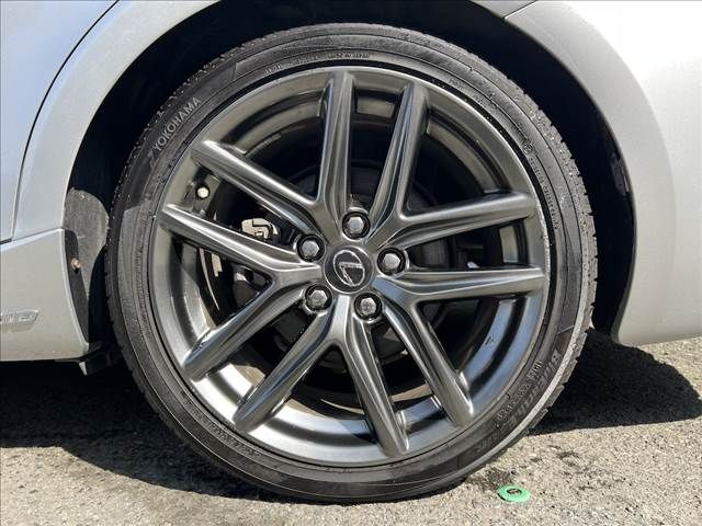 LEXUS IS300h