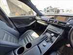 LEXUS IS300h
