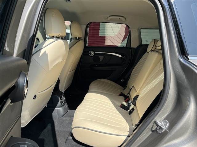 BMW MINI COOPER D CROSSOVER
