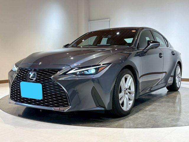 LEXUS IS300