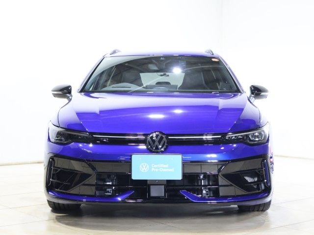 VOLKSWAGEN GOLF R VARIANT