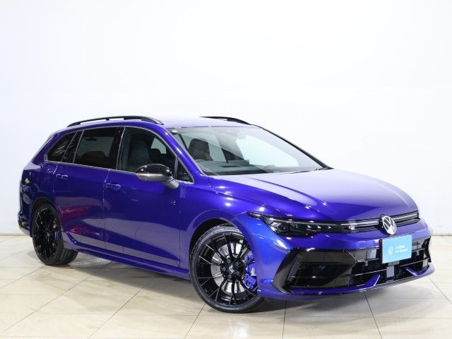 VOLKSWAGEN GOLF R VARIANT