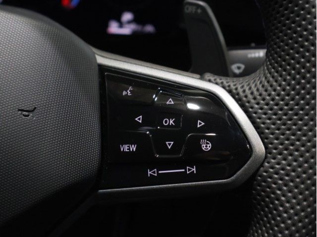 VOLKSWAGEN GOLF R VARIANT