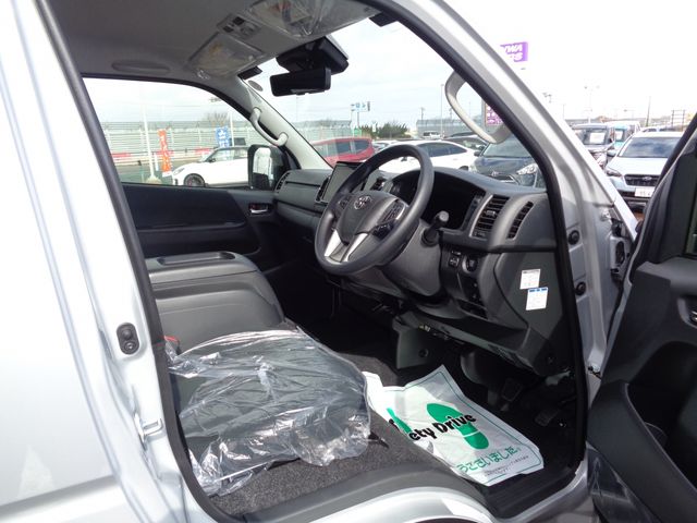 HIACE van 4WD
