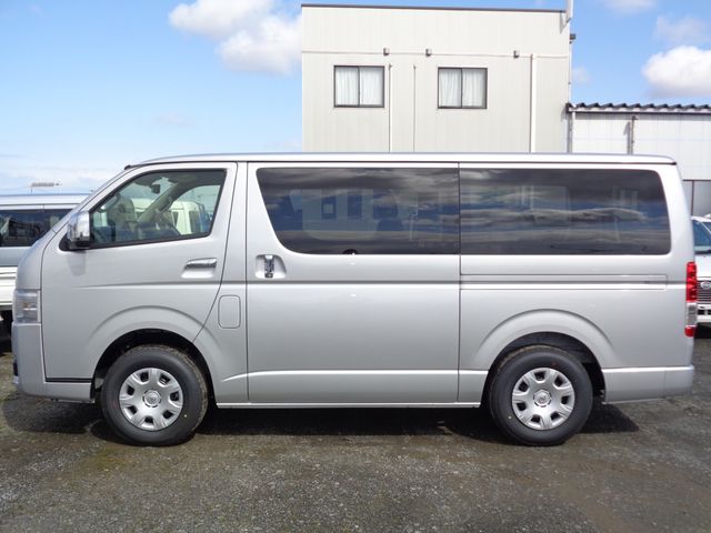 HIACE van 4WD