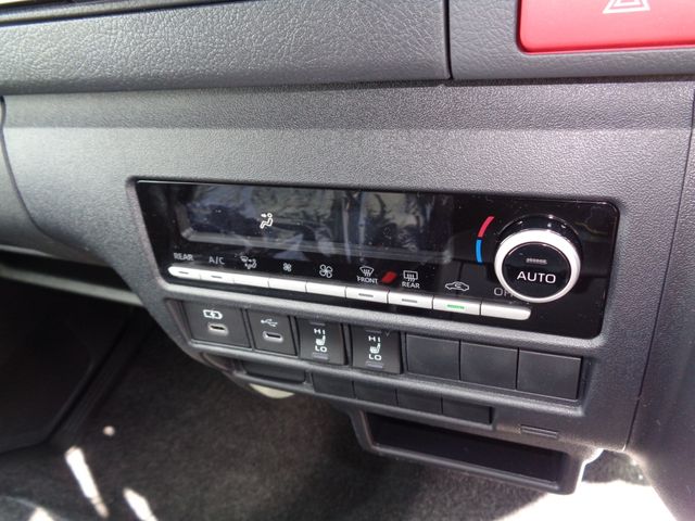 HIACE van 4WD