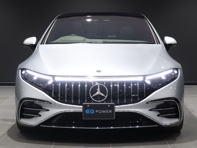 MERCEDES AMG EQS