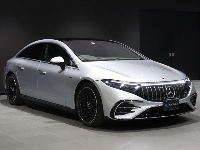 MERCEDES AMG EQS