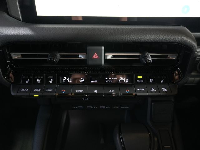 LANDCRUISER 250