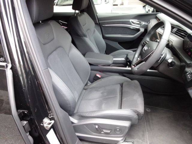 AUDI Q8 e-tron SPORTBACK
