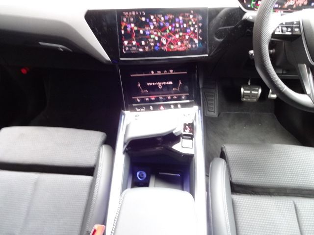 AUDI Q8 e-tron SPORTBACK