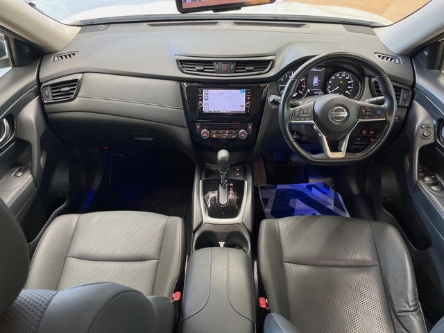 X-TRAIL HYBRID 2WD