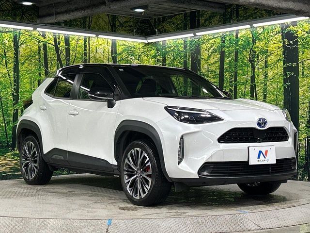 YARIS CROSS HYBRID