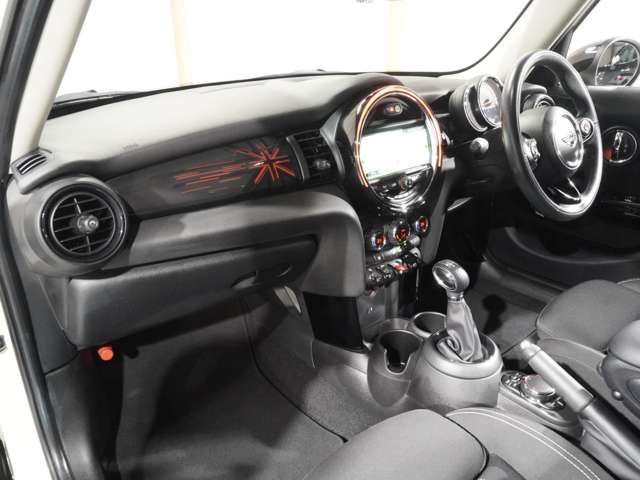 MINI COOPER SD 5DOOR
