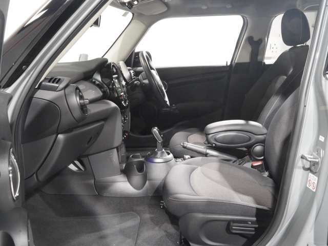 MINI COOPER D 5DOOR