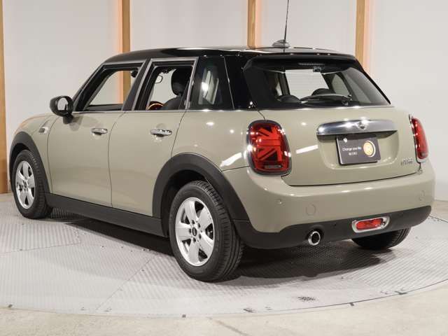 MINI COOPER 5DOOR
