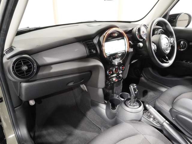 MINI COOPER 5DOOR