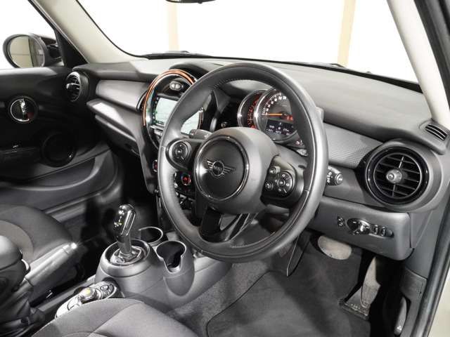 MINI COOPER 5DOOR