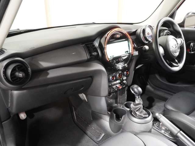 BMW MINI COOPER 5DOOR