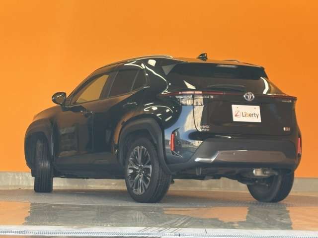 YARIS CROSS HYBRID