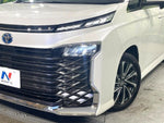 VOXY HYBRID