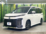 VOXY HYBRID