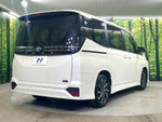 VOXY HYBRID